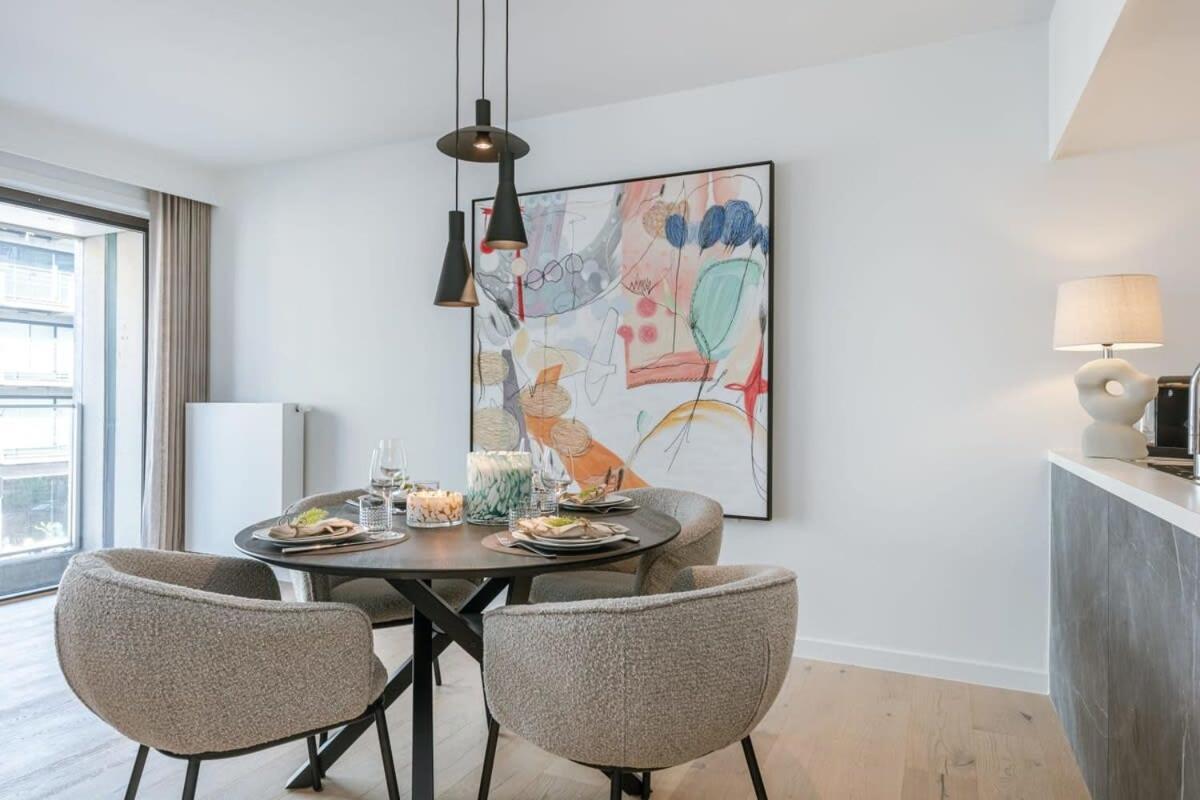 Huswell - High End Apartment Nearby The Beach In Knokke With Parking Exterior foto